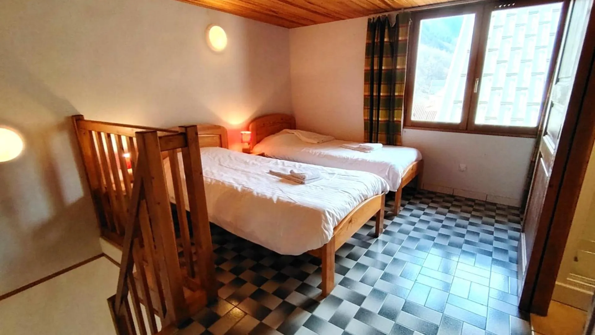 Les Oulles 11 Apartment La Chapelle-en-Valgaudemar 0*,